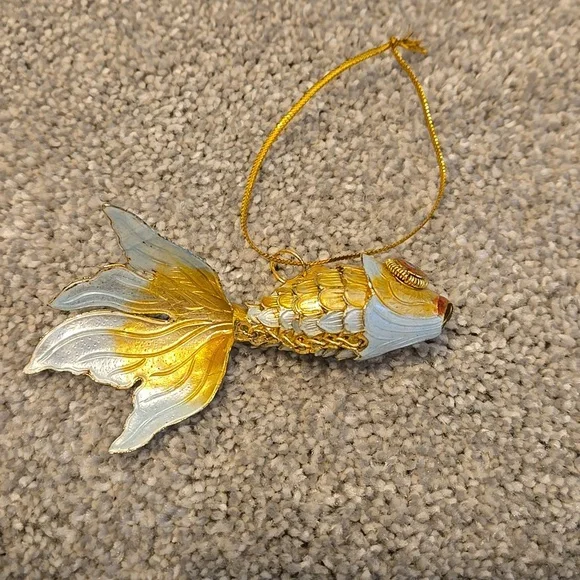 Metal Gold Fish Ornament Decoration Charm - Picture 2 of 3